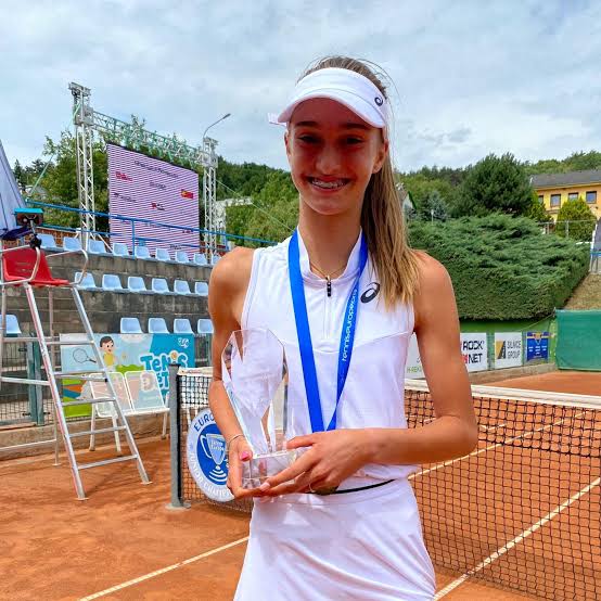 Luna Vujović, the 16-Year-Old Serbian Sensation, Reaches Semifinals in Morocco